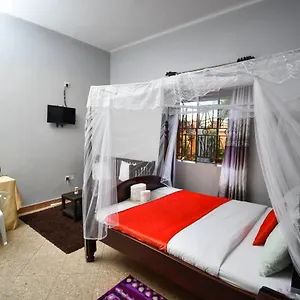 Hotel Grand, Jinja